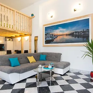 Apartment Storia, Trogir